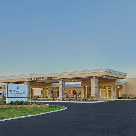 Delta Hotels By Marriott Chicago Willowbrook Exterior photo